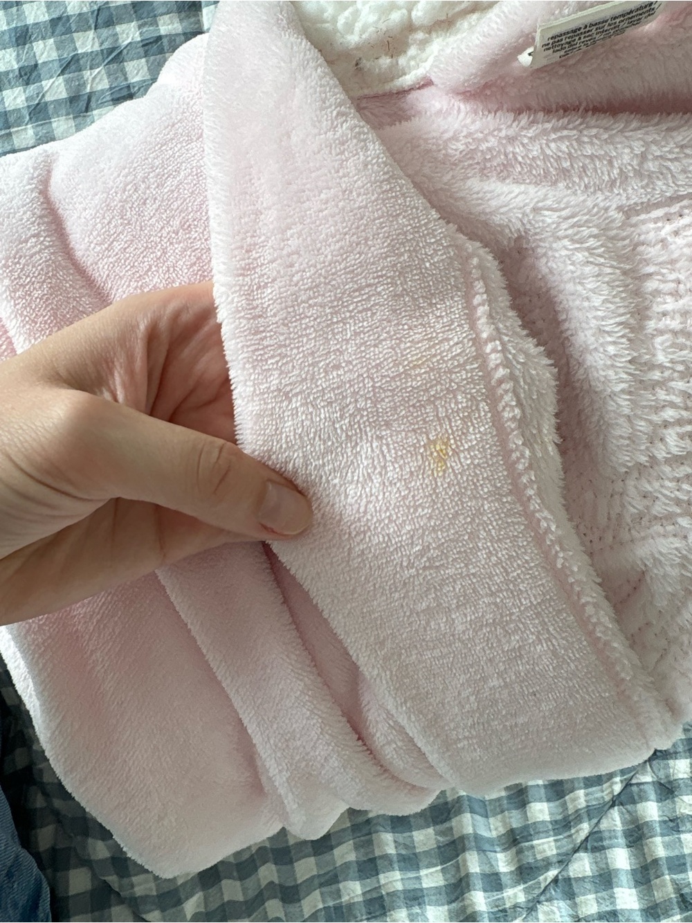 PINK Victoria's Secret Light Pink Plush Hooded Robe - Picture 5 of 5